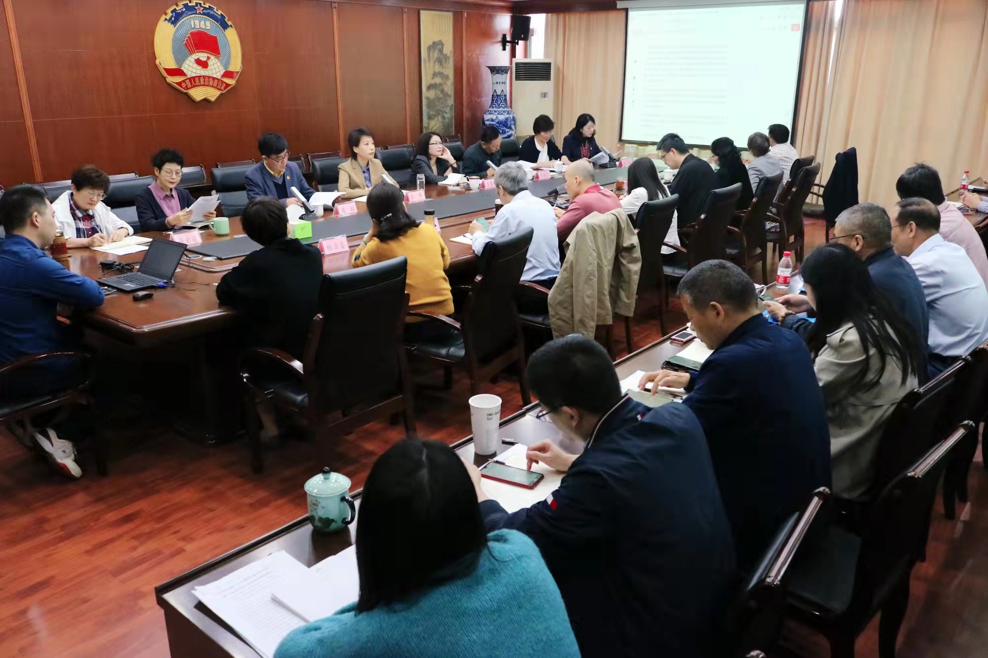 20221024每周一学学习党的二十大精神.jpg